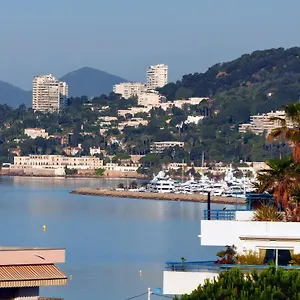 https://bijou-plage.fr-provencehotel.com