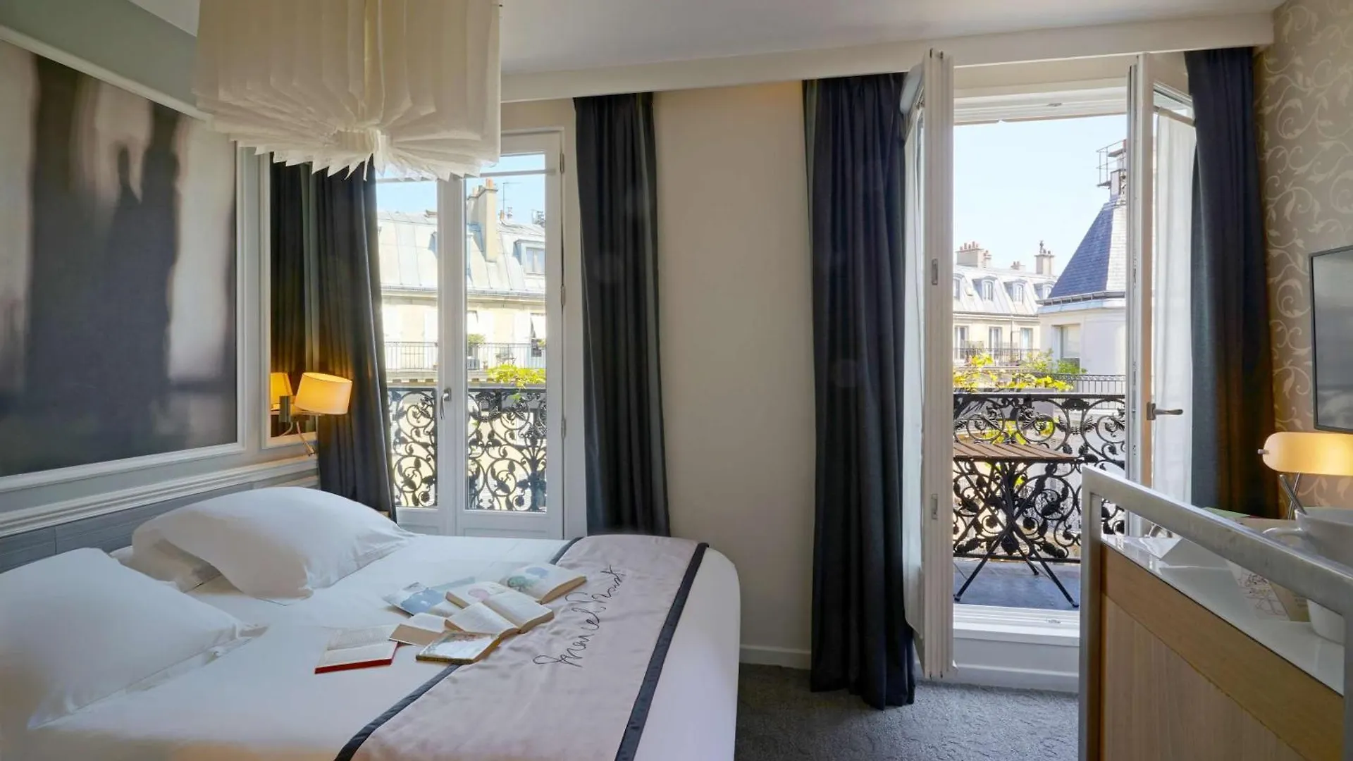 Hotel Litteraire Le Swann, BW Premier Collection Paris 4*,  France